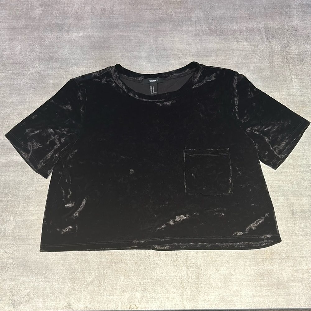 Forever 21 Cropped Velvet Top